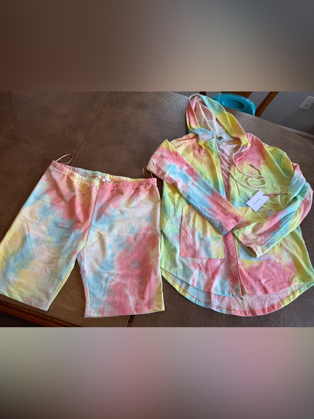 1X ladies tie dye zip up jacket & bike shorts, NWT, $35